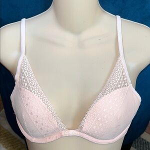 Victoria's Secret Light Pink Lace Bra - 34B
